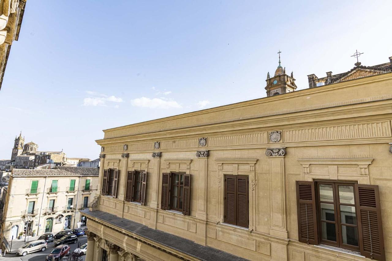 Mini Hotel Wf2 Caltagirone Eksteriør billede